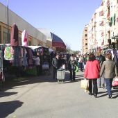 AVAME pide que se traslada el mercado de los miércoles a la Avenida Luis Suñer