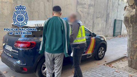 Instantánea de la detención del joven