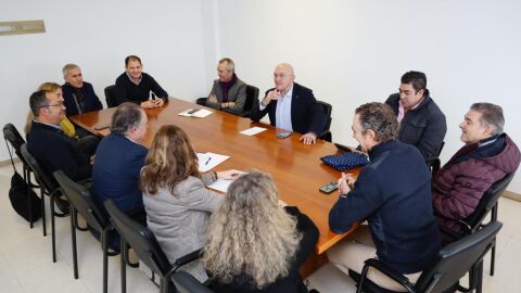 reunion del alcalde con empresarios del &aacute;rea empresarial Argales Valladolid