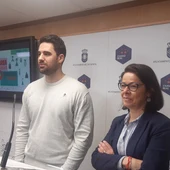 Pau Beltrán y Elena Notario durante la presentación de Jugarama Pau Beltrán y Elena Notario durante la presentación de Jugarama