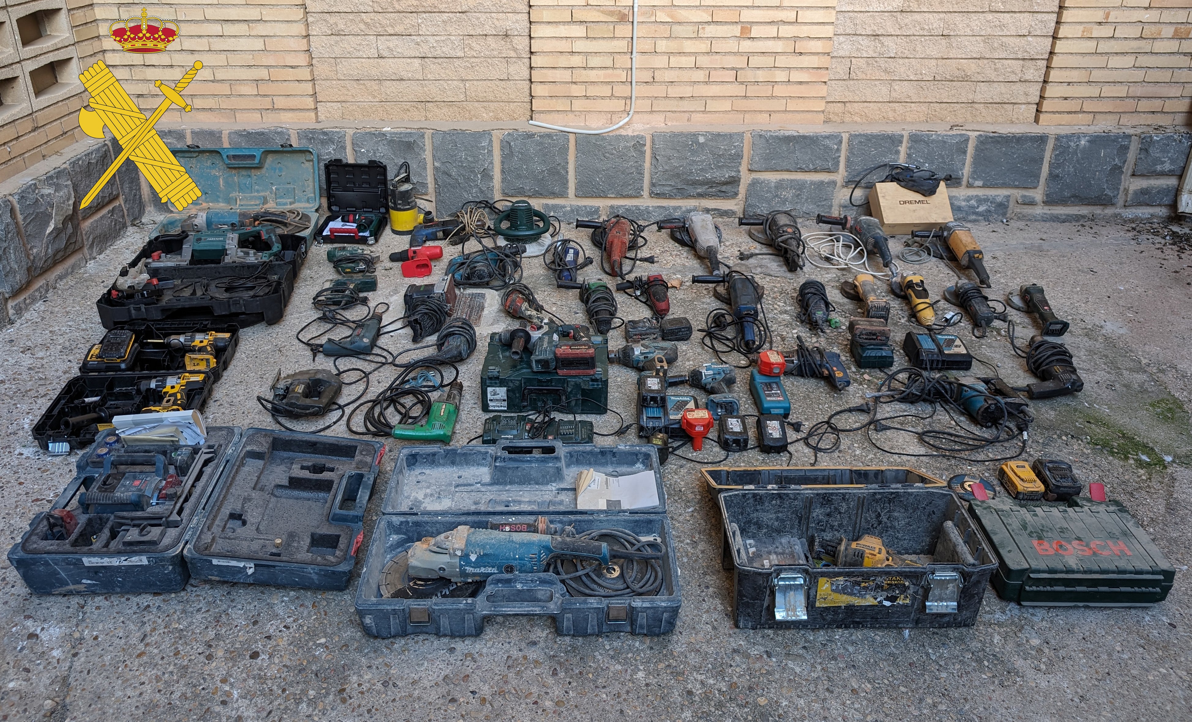 La Guardia Civil de Teruel esclarece 20 robos con fuerza La Guardia Civil de Teruel esclarece 20 robos con fuerza