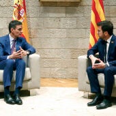 El presidente del Gobierno, Pedro Sánchez, y el presidente de la Generalitat, Pere Aragonès