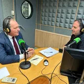 El presidente de la Diputación de Huelva, David Toscano, durante su entrevista en los estudios de Onda Cero. El presidente de la Diputación de Huelva, David Toscano, durante su entrevista en los estudios de Onda Cero.