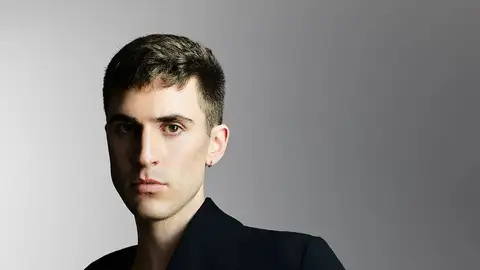 El diseñador Arturo Obegero El diseñador Arturo Obegero