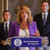 La alcaldesa de Huelva, Pilar Miranda, muestra su lado más humano durante la entrevista en el último Más de Uno de 2023.