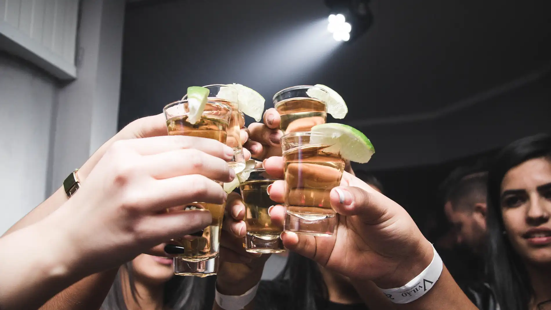 Un de cada tres adolescents de 12 i 13 anys ha begut alcohol almenys una vegada a la vida
