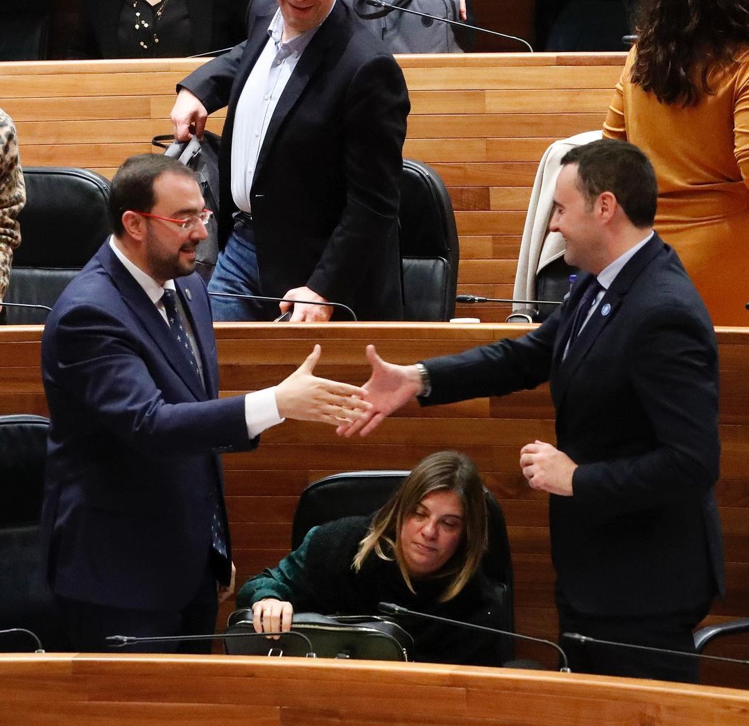 Aprobada definitivamente la Ley de Presupuestos para 2024 con los votos de PSOE, IU y Grupo Mixto Aprobada definitivamente la Ley de Presupuestos para 2024 con los votos de PSOE, IU y Grupo Mixto