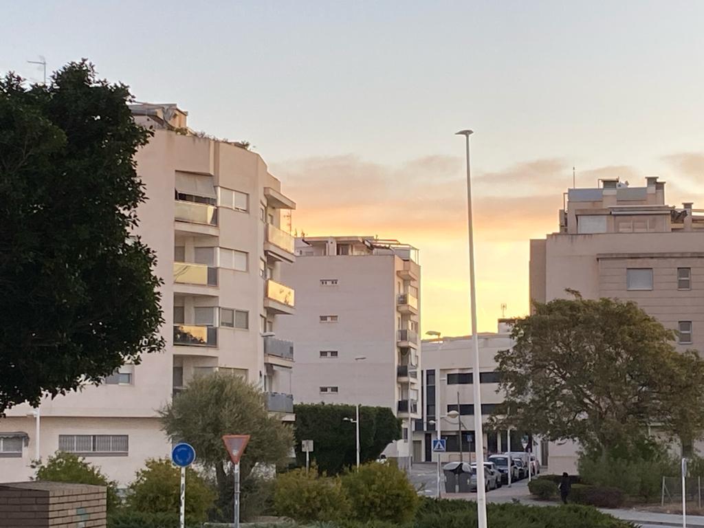 Máximas casi primaverales y mínimas de frío invernal para el primer día laborable del año en la Marina Baixa Máximas casi primaverales y mínimas de frío invernal para el primer día laborable del año en la Marina Baixa