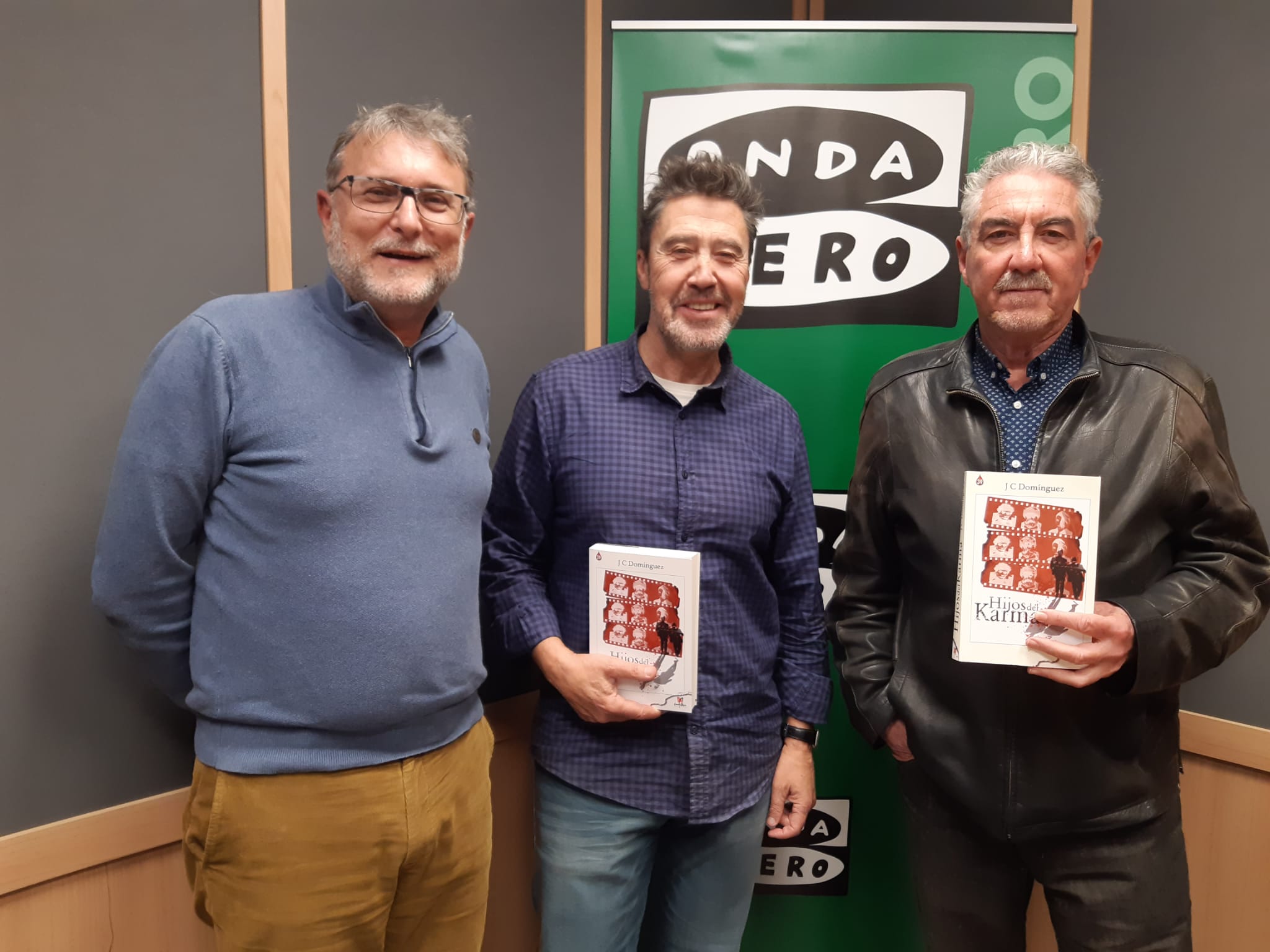 J C Domínguez, el hombre que "cambió las corcheas por las esdrújulas", en Onda Literaria Alicante J C Domínguez, el hombre que "cambió las corcheas por las esdrújulas", en Onda Literaria Alicante