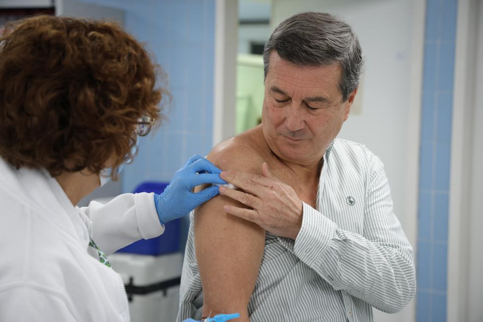 Sanidad anuncia medidas para evitar colapso sanitario por los contagios de virus respiratorios Sanidad anuncia medidas para evitar colapso sanitario por los contagios de virus respiratorios