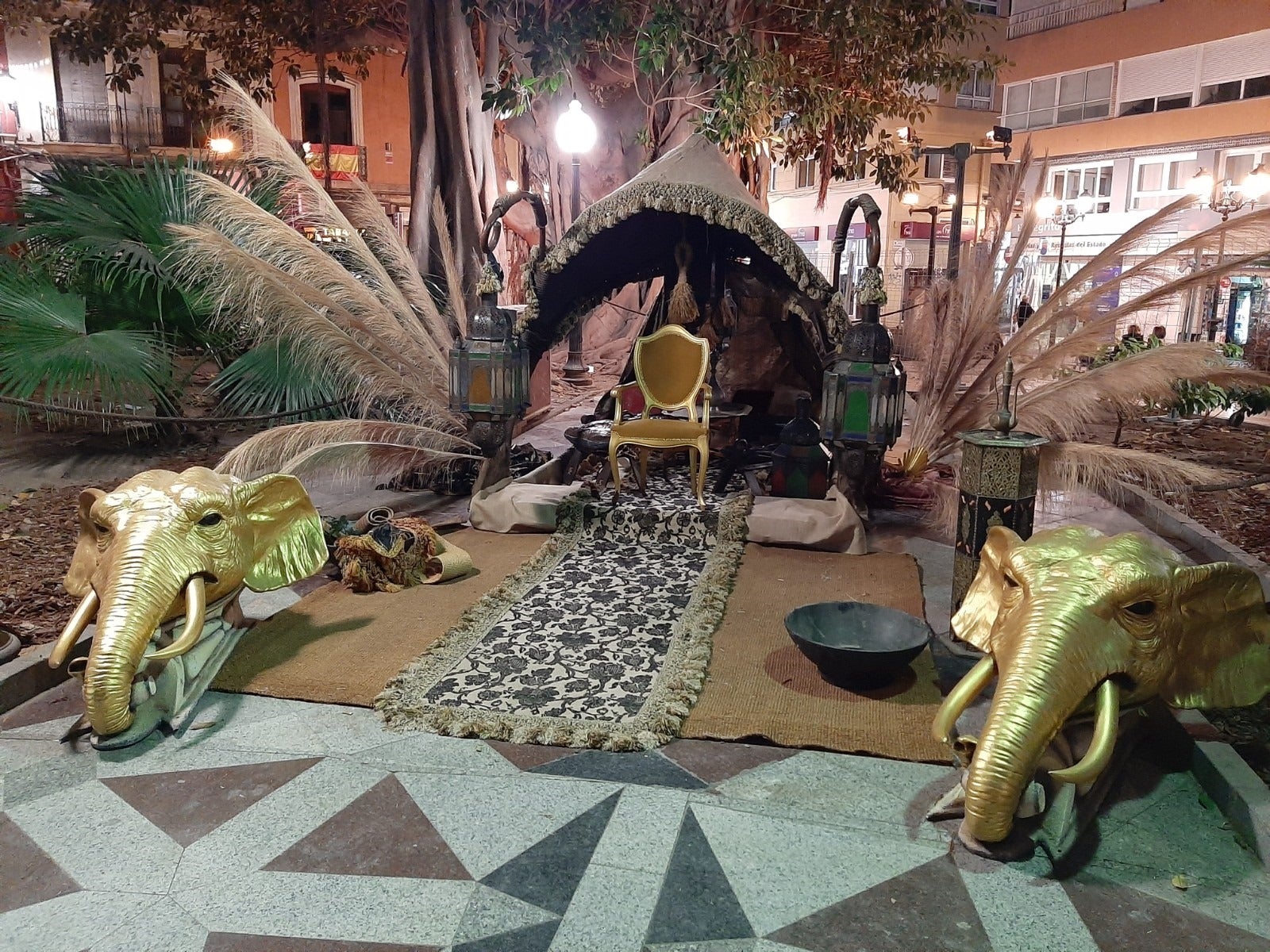 Las Carteras Reales anticipan este jueves la llegada de los Magos de Oriente a Alicante Las Carteras Reales anticipan este jueves la llegada de los Magos de Oriente a Alicante