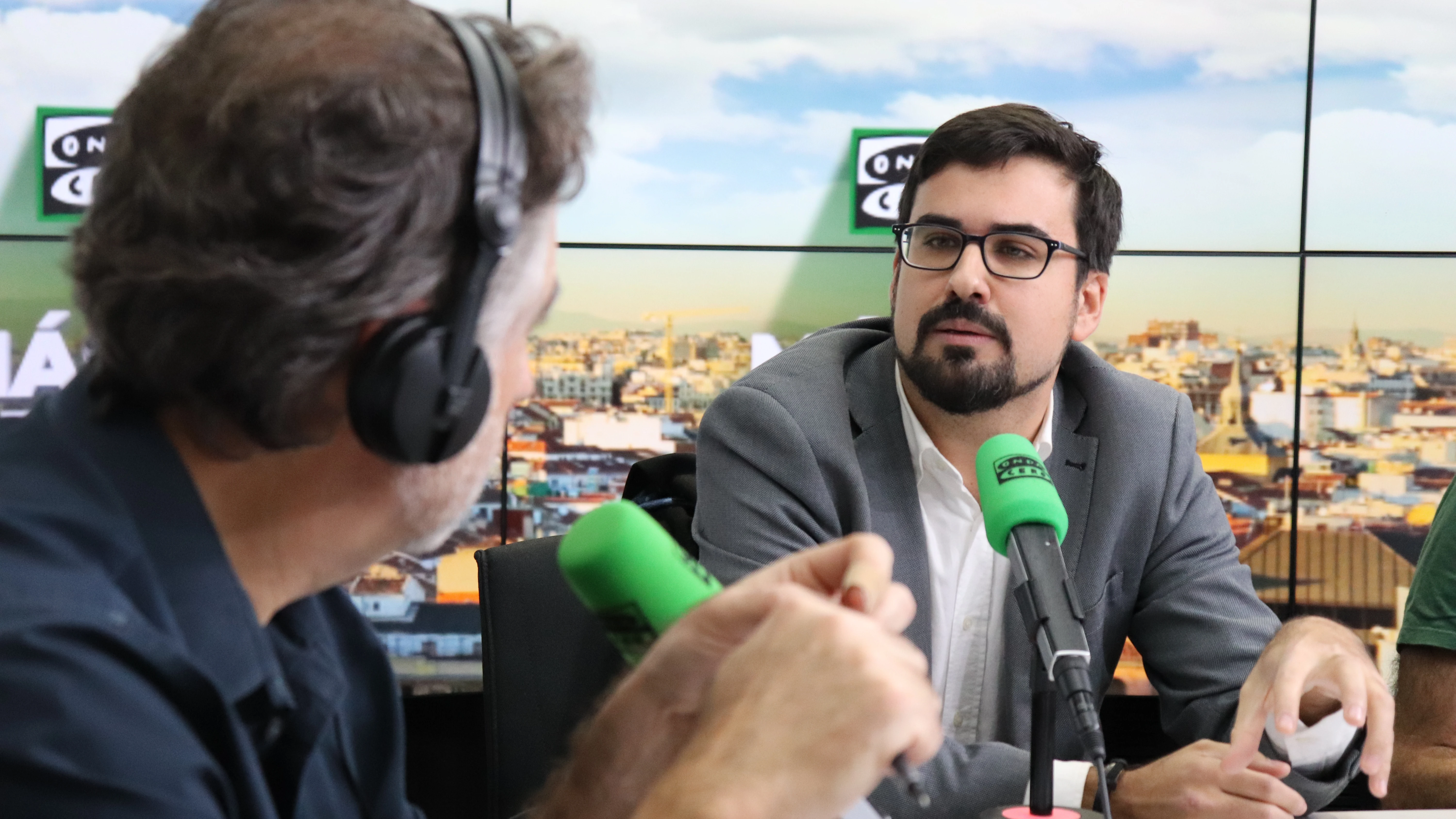 El impulsor de Izquierda Española, Guillermo del Valle, con Carlos Alsina en 'Más de uno'