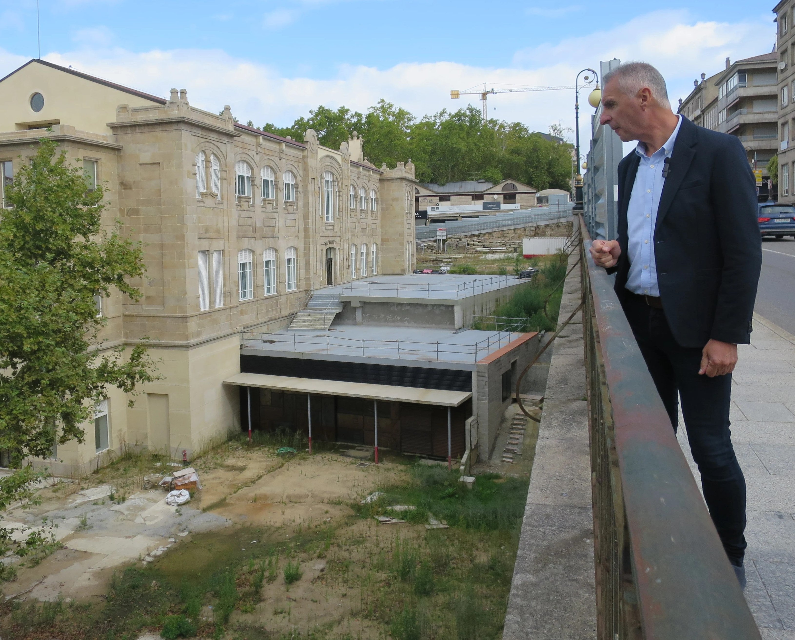 O BNG cualifica de “cacicada” a reforma exterior da Praza de Abastos O BNG cualifica de “cacicada” a reforma exterior da Praza de Abastos