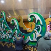 Detalle de una de las carrozas de la Cabalgata de Reyes de San Fernando