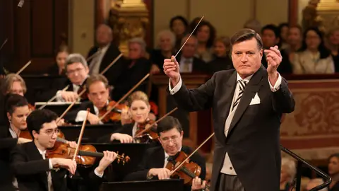 La Orquesta Filarmónica de Viena ofrece su célebre Concierto de Año Nuevo La Orquesta Filarmónica de Viena ofrece su célebre Concierto de Año Nuevo