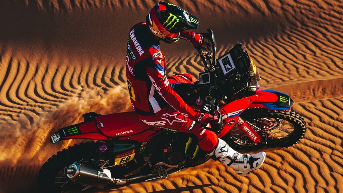 El valenciano Tosha Schareina se lleva la victoria en el prólogo del Dakar El valenciano Tosha Schareina se lleva la victoria en el prólogo del Dakar