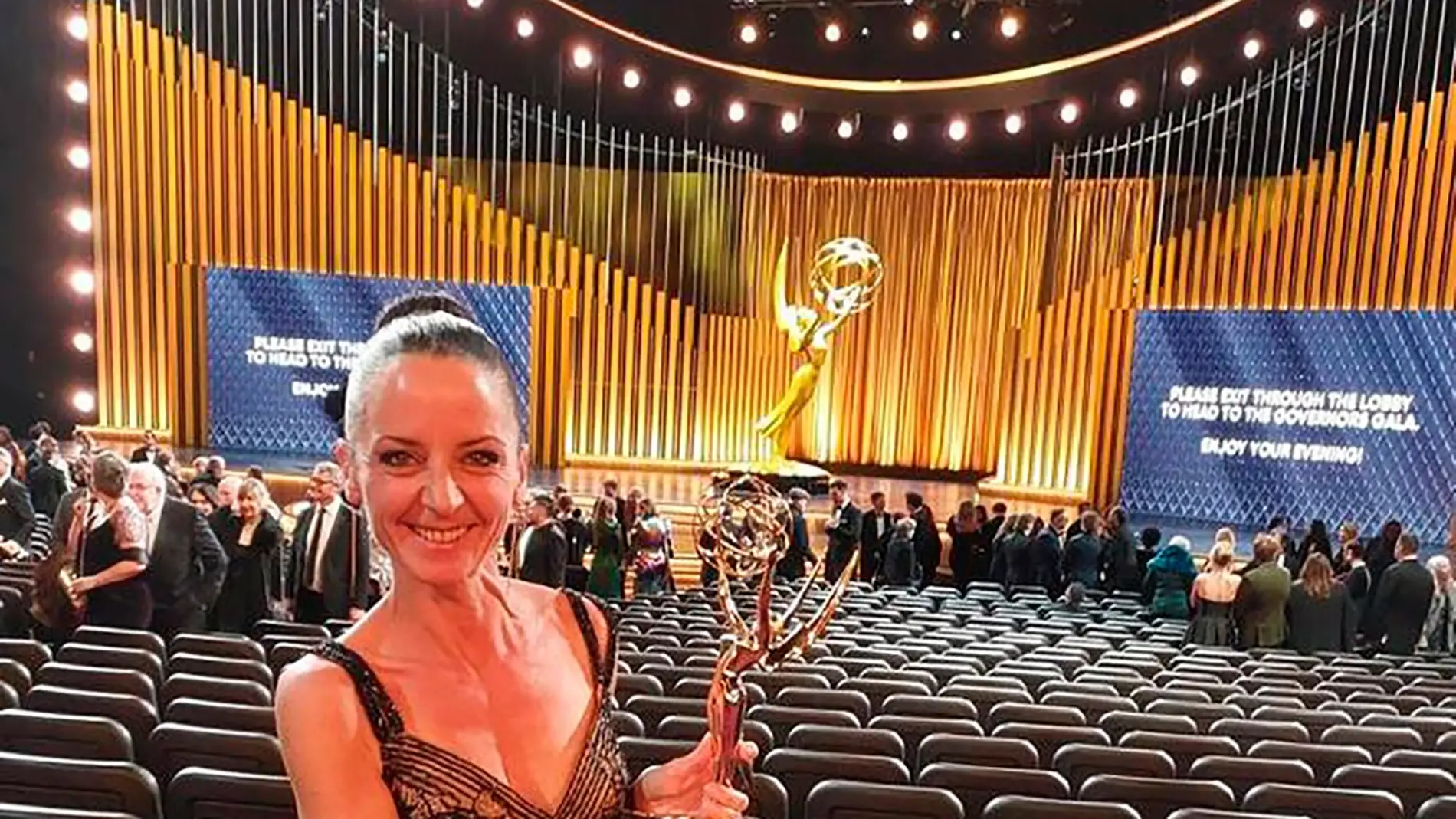  Nelly Guimaras gana el Emmy a Mejor Maquillaje Prostético Por su trabajo en la serie de HBO The Last of Us