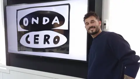 Antoñito Molina a l’estudi 1 d’Onda Cero Catalunya Antoñito Molina a l’estudi 1 d’Onda Cero Catalunya