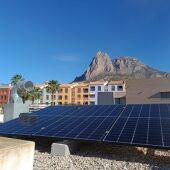 Finestrat instala placas solares para auto-consumo en la EMUFI