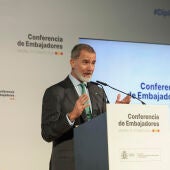 El rey Felipe VI clausura la VIII Conferencia de Embajadores de España