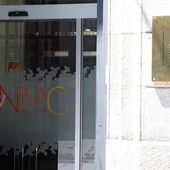 Puerta principal de la Comisión Nacional de los Mercados y la Competencia (CNMC) en Madrid./ Marta Fernández / Europa Press Puerta principal de la Comisión Nacional de los Mercados y la Competencia (CNMC) en Madrid./ Marta Fernández / Europa Press