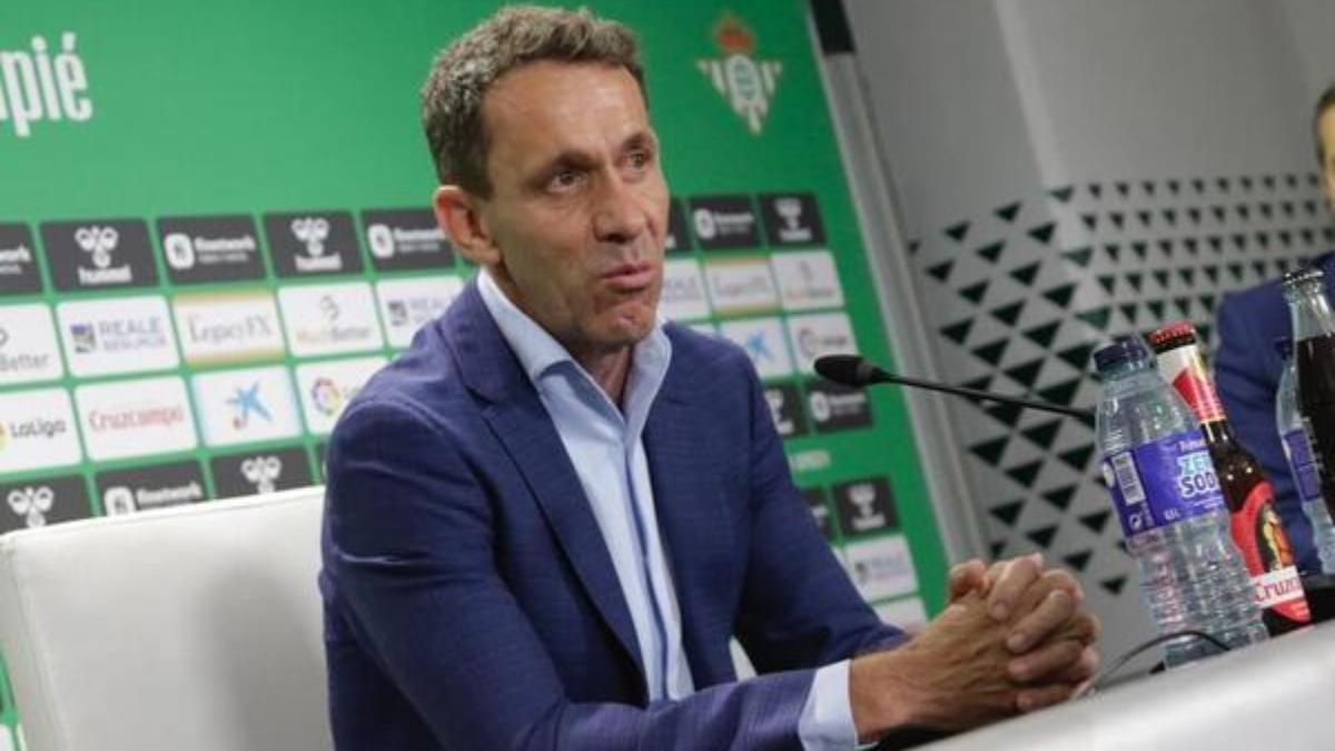 Planes se va del Betis "por responsabilidad profesional y familiar" Planes se va del Betis "por responsabilidad profesional y familiar"