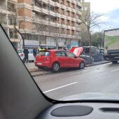 Varios accidentes en Avenidas por un derrame de combustible en la calzada, en Palma.