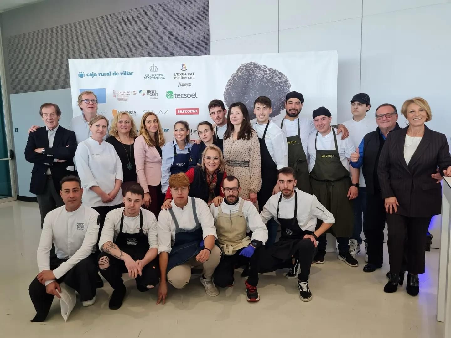 Andilla ya tiene finalistas para la VI Edición de su conocido Concurso Profesional de Trufa de Valencia Andilla ya tiene finalistas para la VI Edición de su conocido Concurso Profesional de Trufa de Valencia