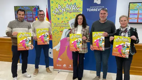 Torrevieja presenta su carnaval para que se vivan en sus calles los disfraces y la fiesta Carnaval