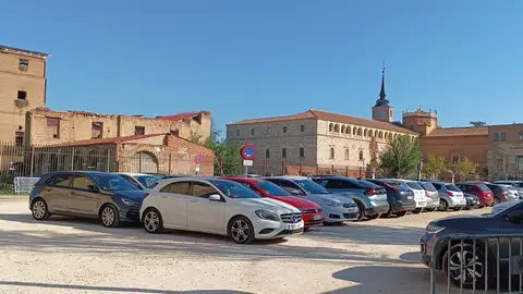 La implantación de la Zona de Bajas Emisiones en Alcalá de Henares obliga al gobierno local a valorar el futuro uso del Pico del Obispo como aparcamiento Aparcamiento del Pico de Obispo de Alcalá de Henares
