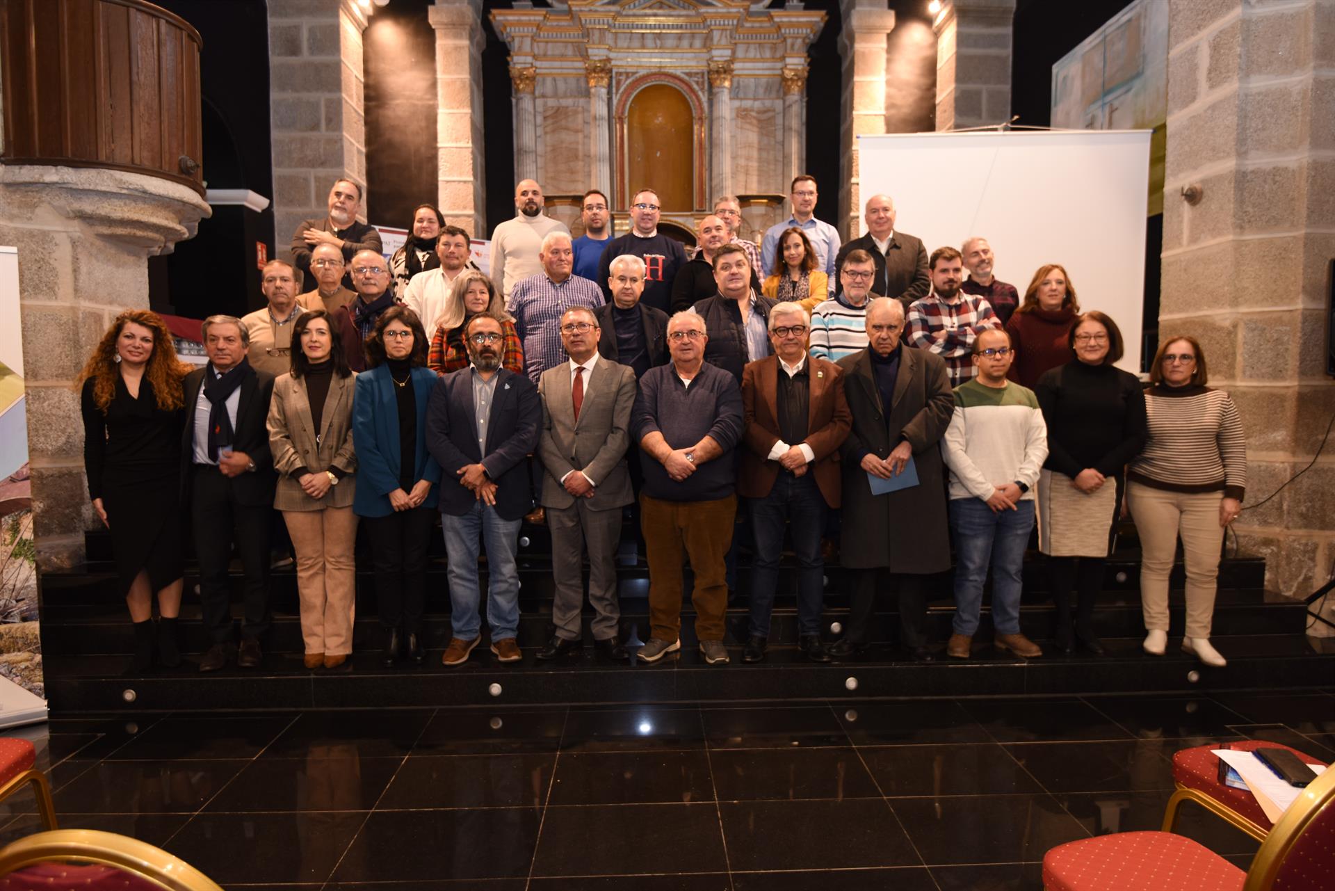 Nace la asociación Red de Cooperación de Aldeas y Conjuntos de la Raya Cacereña Nace la asociación Red de Cooperación de Aldeas y Conjuntos de la Raya Cacereña