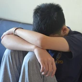 Depresión infantil y de la adolescencia: cómo identificarla y qué pasos dar para su correcto tratamiento Depresión infantil y de la adolescencia: cómo identificarla y qué pasos dar para su correcto tratamiento