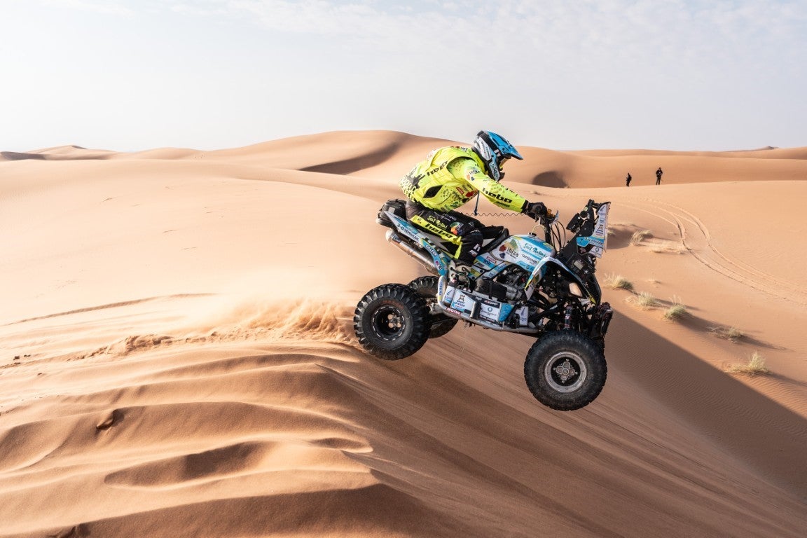 Una fuerte caída obliga al piloto de Ibiza Toni Vingut a retirarse del Rally Dakar 2024 Una fuerte caída obliga al piloto de Ibiza Toni Vingut a retirarse del Rally Dakar 2024