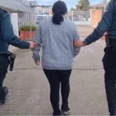 La madre biológica del bebé abandonado vivo en un contenedor de Los Palacios (Sevilla) está ya en prisión. La madre biológica del bebé abandonado vivo en un contenedor de Los Palacios (Sevilla) está ya en prisión.