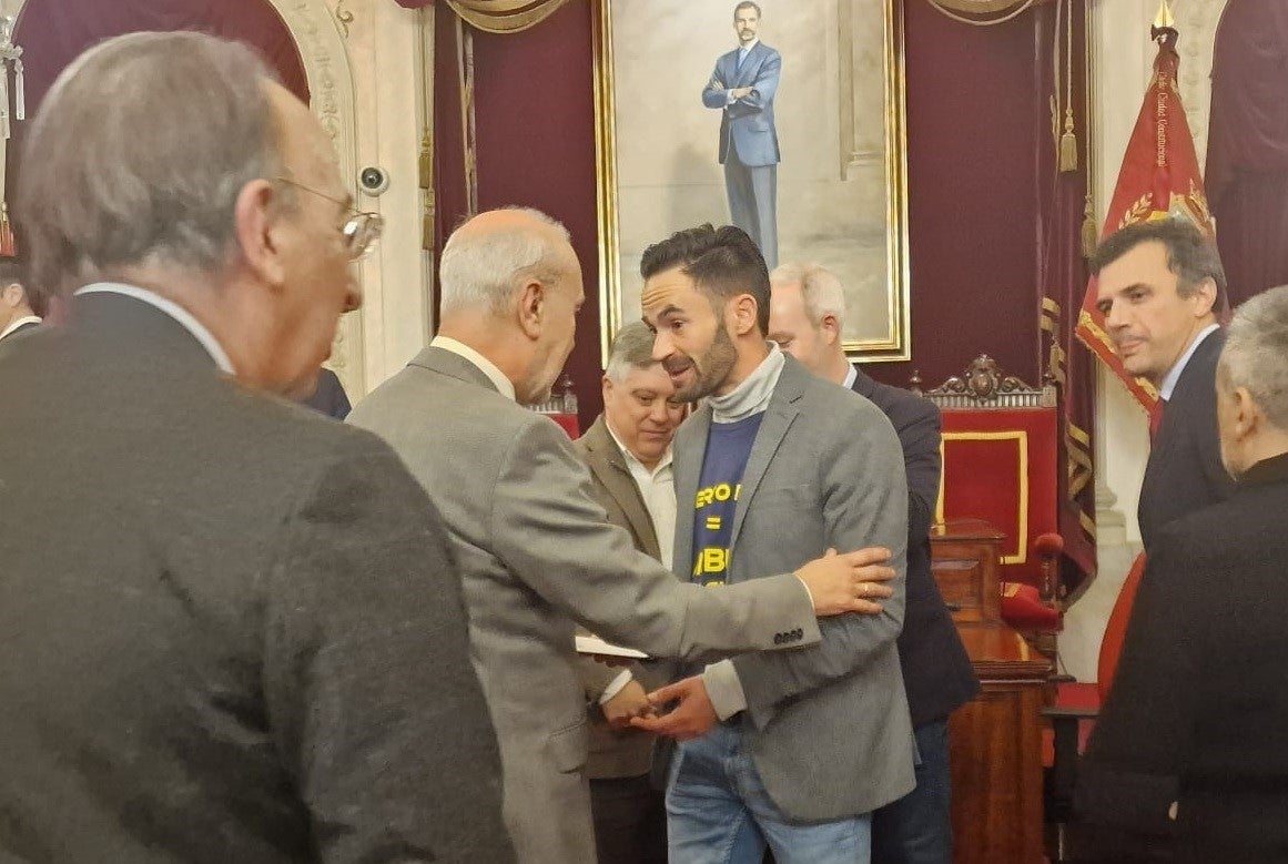 David de la Cruz reivindica que no se cierre Airbus Puerto Real en la recepción al Comité Intergubernamental de la compañía David de la Cruz reivindica que no se cierre Airbus Puerto Real en la recepción al Comité Intergubernamental de la compañía
