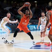 Valencia Basket vuelve sin premio del WiZink Center tras forzar la prórroga