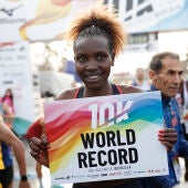 Agnes Jebet bate el récord del mundo en el 10K de Valencia