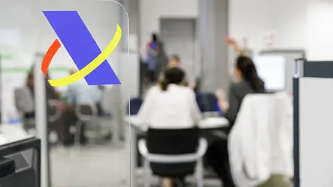 Imagen de archivo de una oficina de la AEAT. Imagen de archivo de una oficina de la AEAT.