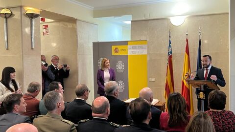 Juan Antonio Nieves se dirige a los invitados al acto de toma de posesi&oacute;n