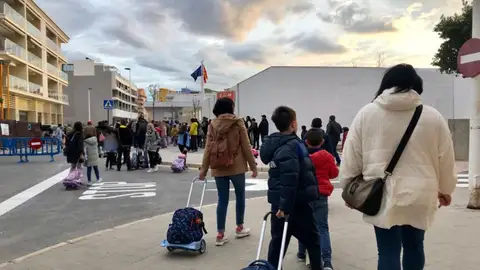 Más de 450 alumnos del colegio Dr.Alvaro Esquerdo de Villajoyosa inicia las clases Más de 450 alumnos del colegio Dr.Alvaro Esquerdo de Villajoyosa inicia las clases
