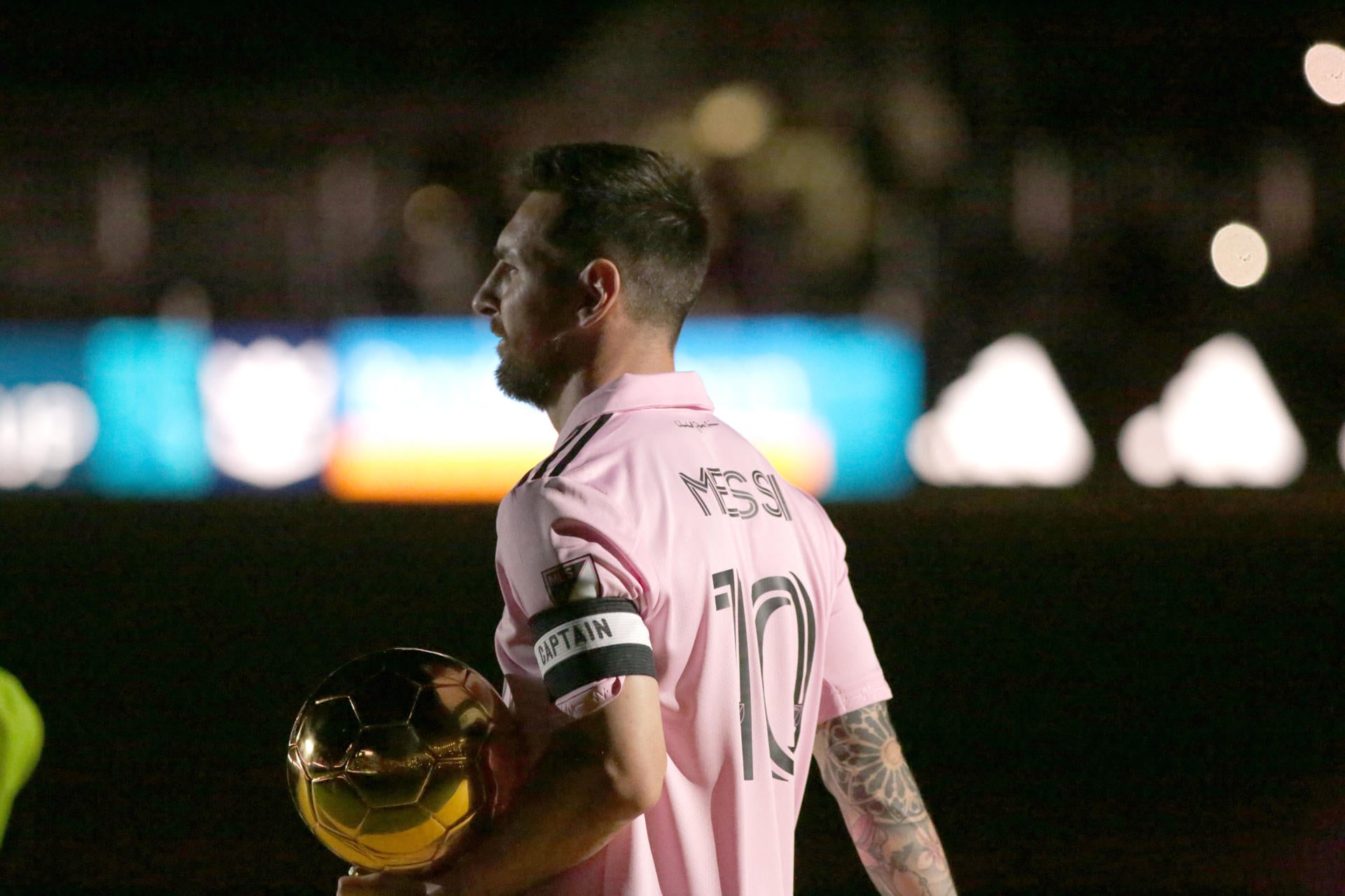 Leo Messi conquista inesperadamente su tercer premio The Best Leo Messi conquista inesperadamente su tercer premio The Best