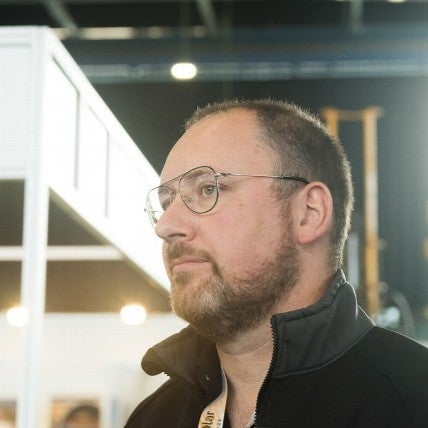 Entrevista a Javier Fernández Font, delegado en Asturias de la Unión Española Fotovoltaica Entrevista a Javier Fernández Font, delegado en Asturias de la Unión Española Fotovoltaica