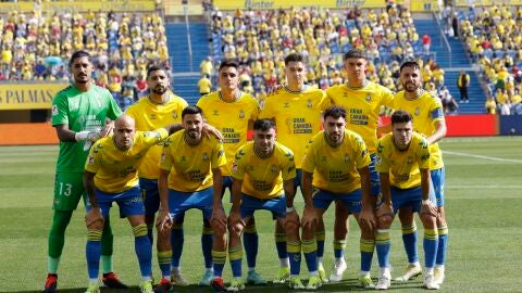 Una alineaci&oacute;n de la UD Las Palmas