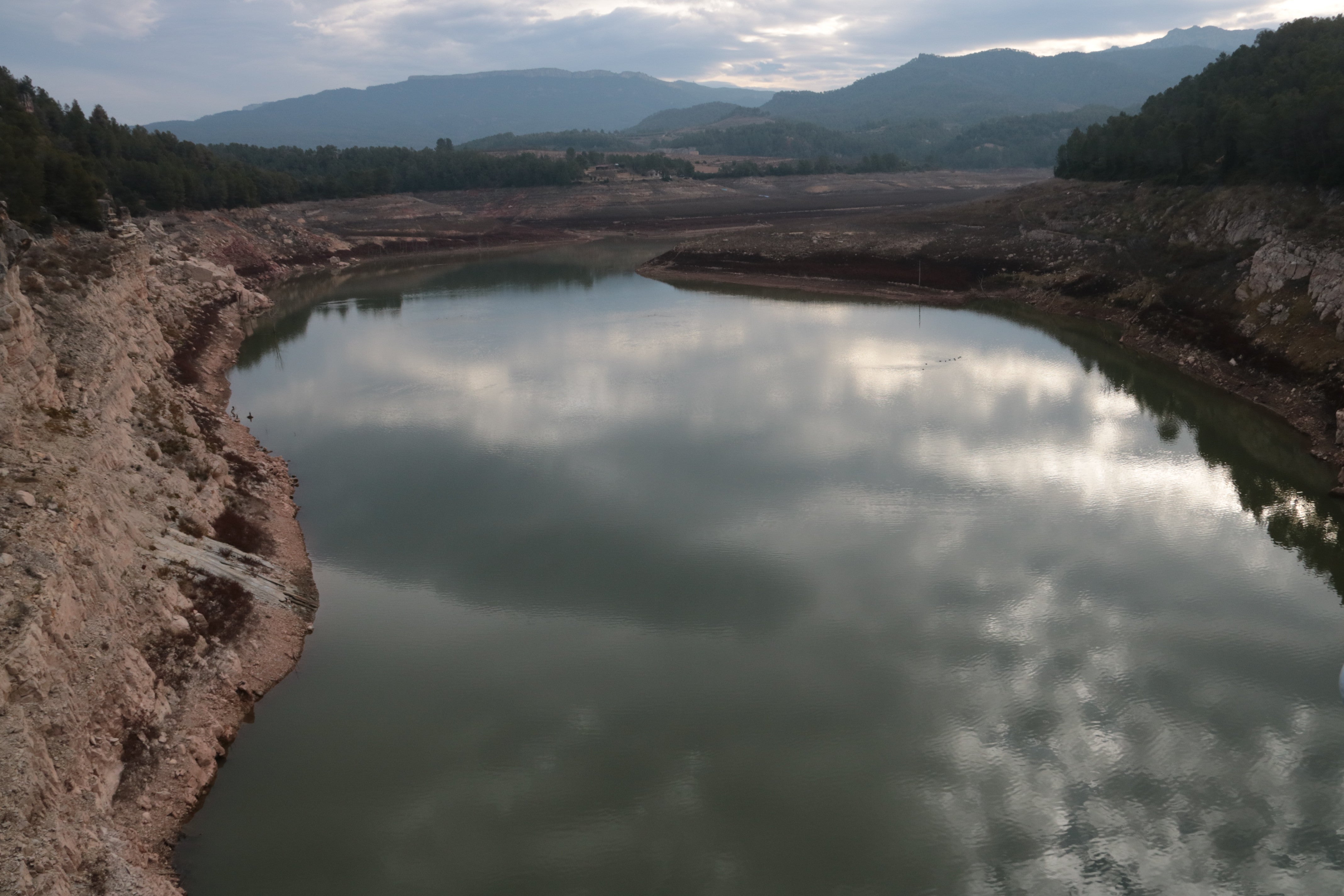 Acció Climàtica planteja abastir els pantans del Priorat amb aigua de l'Ebre Acció Climàtica planteja abastir els pantans del Priorat amb aigua de l'Ebre