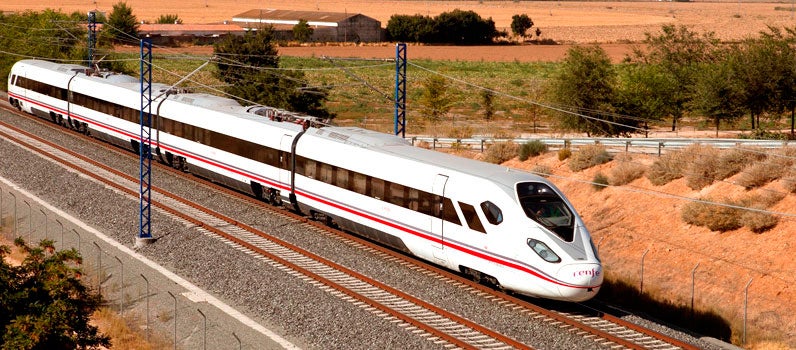 Transportes licita por 1,2 millones de euros el estudio de viabilidad del tren de la Costa del Sol entre Nerja y Algeciras Transportes licita por 1,2 millones de euros el estudio de viabilidad del tren de la Costa del Sol entre Nerja y Algeciras