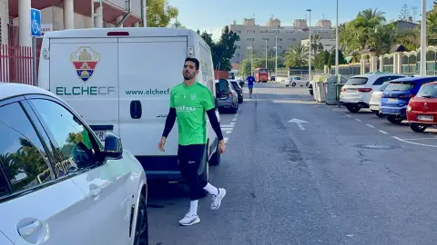 Pedro Bigas, en un entrenamiento del Elche. Pedro Bigas, en un entrenamiento del Elche.