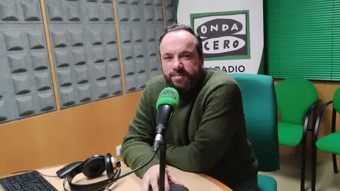 César Poza, alcalde socialista de Vilaboa Entrevista en Más de Uno Pontevedra con Susana Pedreira