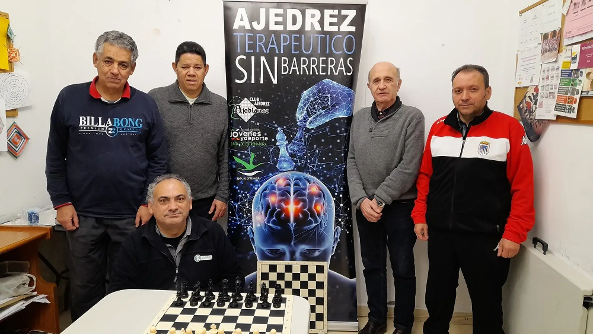 El programa Ajedrez Sin Barreras que organiza el Club Ajedrez Ajoblanco cumple 12 años