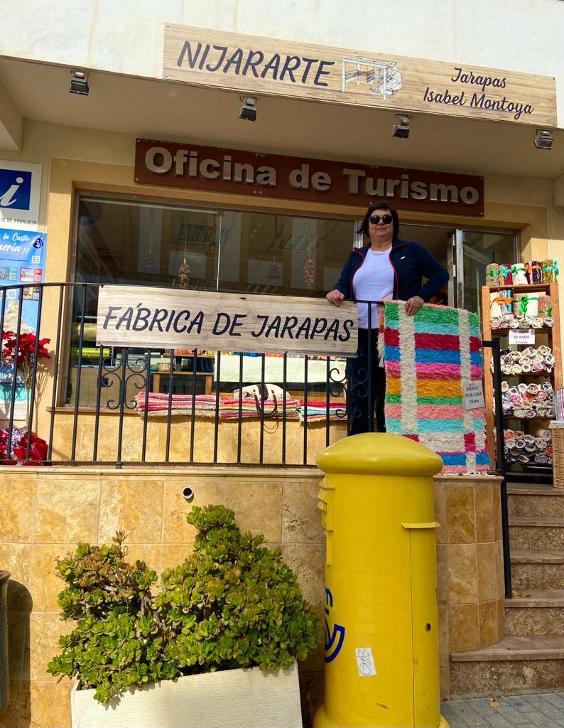 Hogueras y pólvora en Los Chisperos de Níjar Hogueras y pólvora en Los Chisperos de Níjar