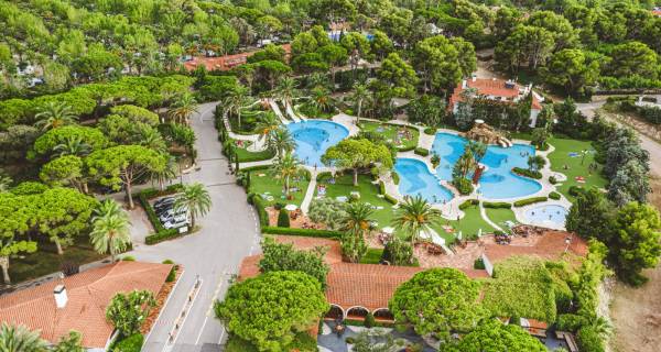 Campings y hoteles, en alerta por el plan de sequía en Catalunya Campings y hoteles, en alerta por el plan de sequía en Catalunya